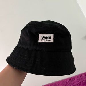 VANS BUCKET HAT